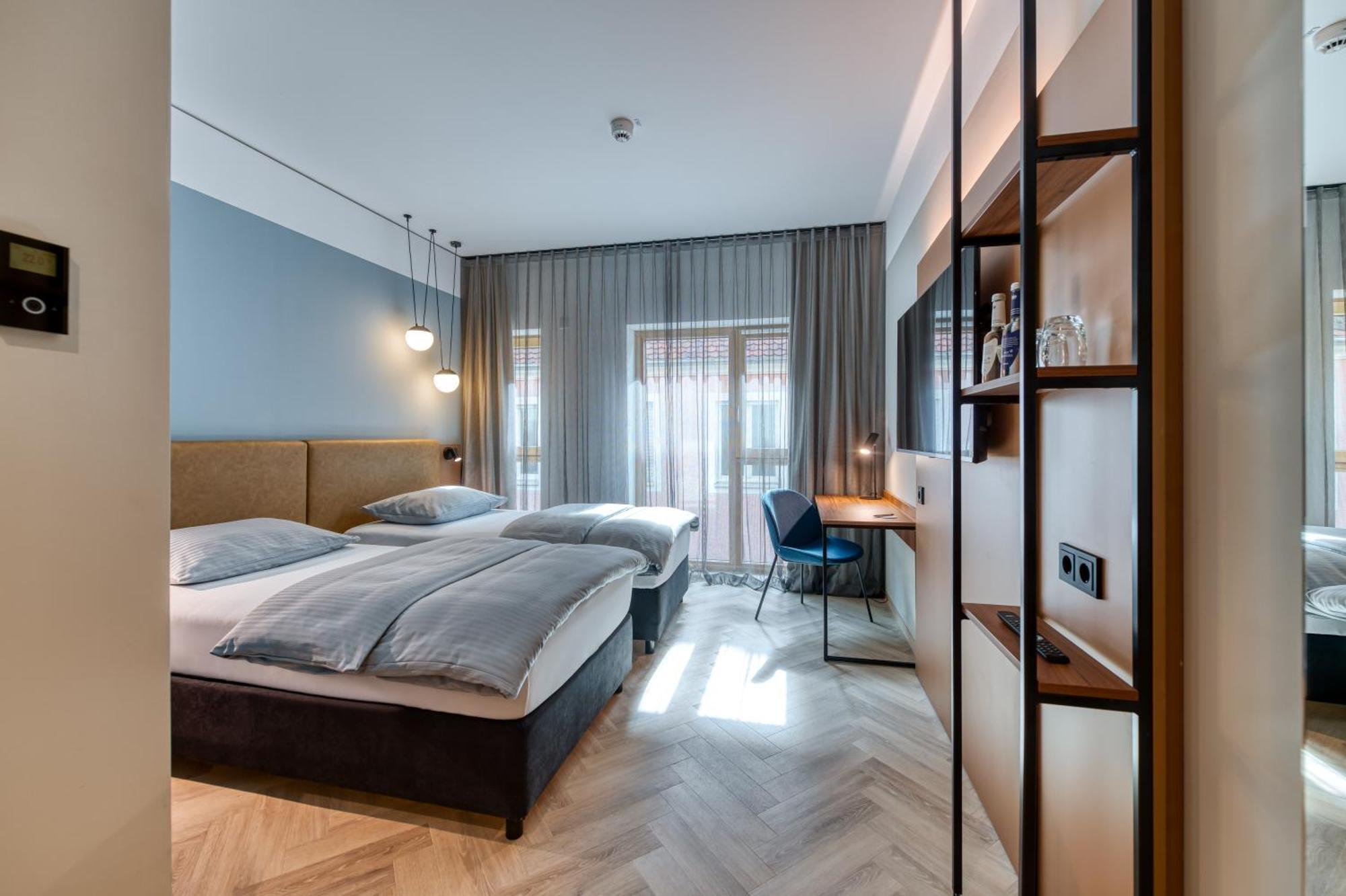 Stadthotel Neumarkt Mitte Ноймаркт  Экстерьер фото